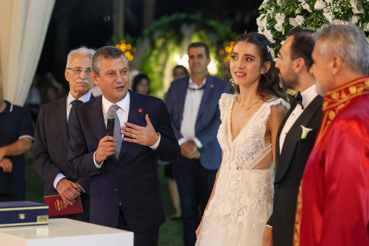 Utku Caner Çaykara Kimdir, Kiminle Evlendi? Nikah Şahidi Özgür Özel Oldu!