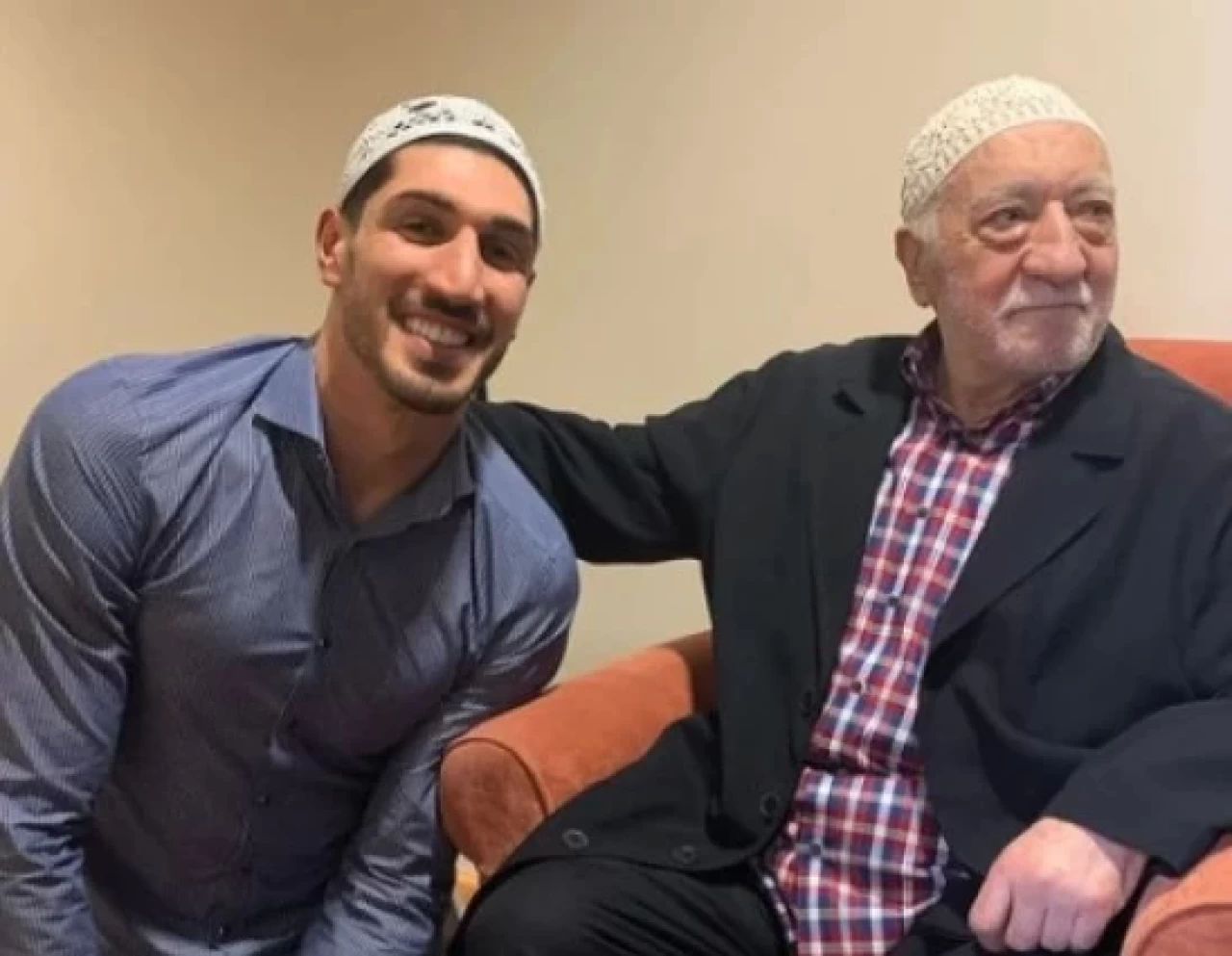 Enes Kanter'den skandal FETÖ paylaşımı! Gülen’in Ölüm Haberi FETÖ İçinde Matem Yarattı!