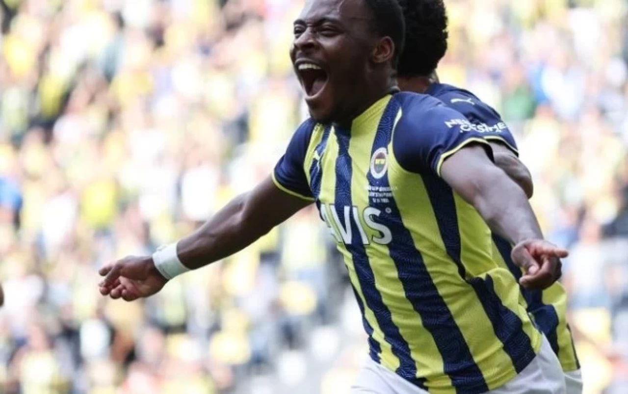 Fenerbahçe'de Osayi Samuel Şoku! Yıldız Oyuncu Galatasaray Derbisini ve Avrupa Maçlarını Kaçıracak!