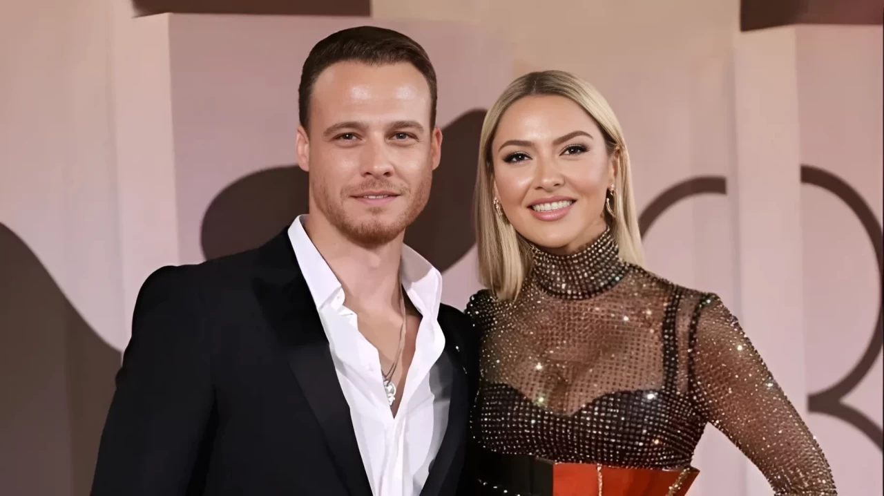 Hadise ve Beyonce Benzerliği Olay Oldu! Venedik Film Festivali’nde İkonik Elbiseyle Göz Kamaştırdı!