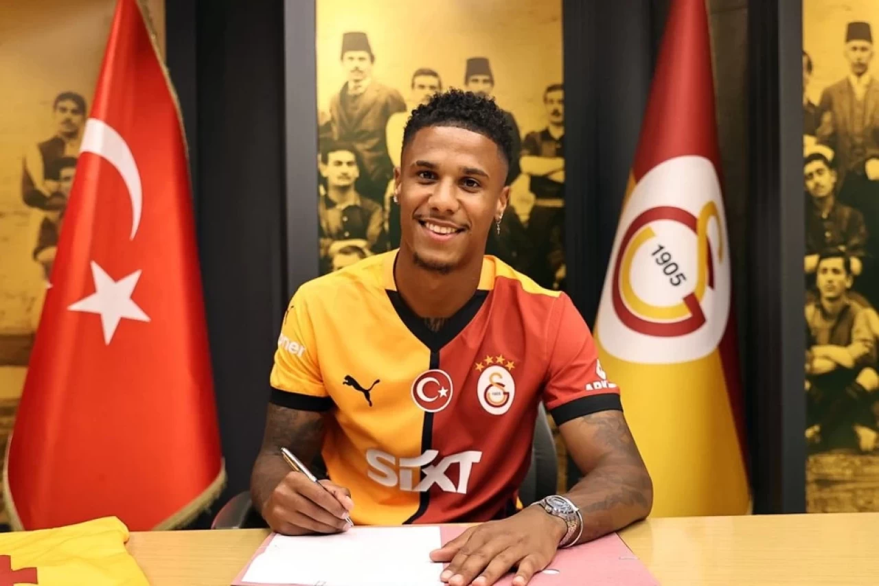 Galatasaray’da Ismail Jakobs İmzayı Attı! 8 Milyon Euroluk Satın Alma Opsiyonuyla...