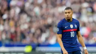 Mbappe tecavüz olayı, dini inancı, evli mi ,kaç yaşında, biyografisi, sevgilisi kim? Kısaca hayatı kimdir?