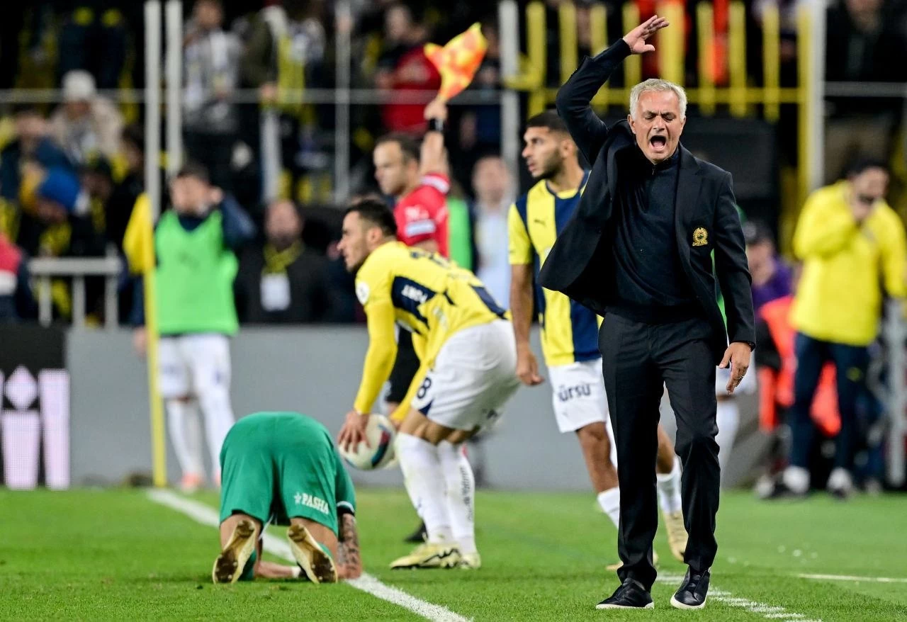 Fenerbahçe, Bodrum FK’yı Rahat Geçti! En-Nesyri ve Dzeko Golleriyle 2-0