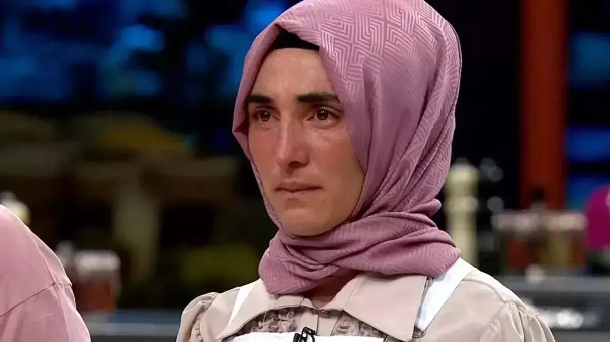 Ayşe Ekiz Ağlayarak MasterChef’e Veda Etti! "Şef Olmuyor Benden"