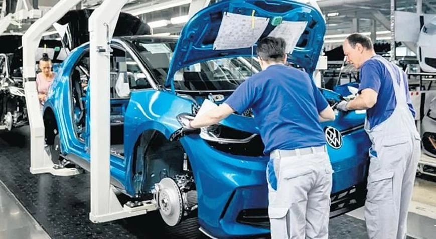 Volkswagen, Almanya’daki 3 Fabrikasını Kapatıyor! 87 Yıllık Tarihinde Bir İlk