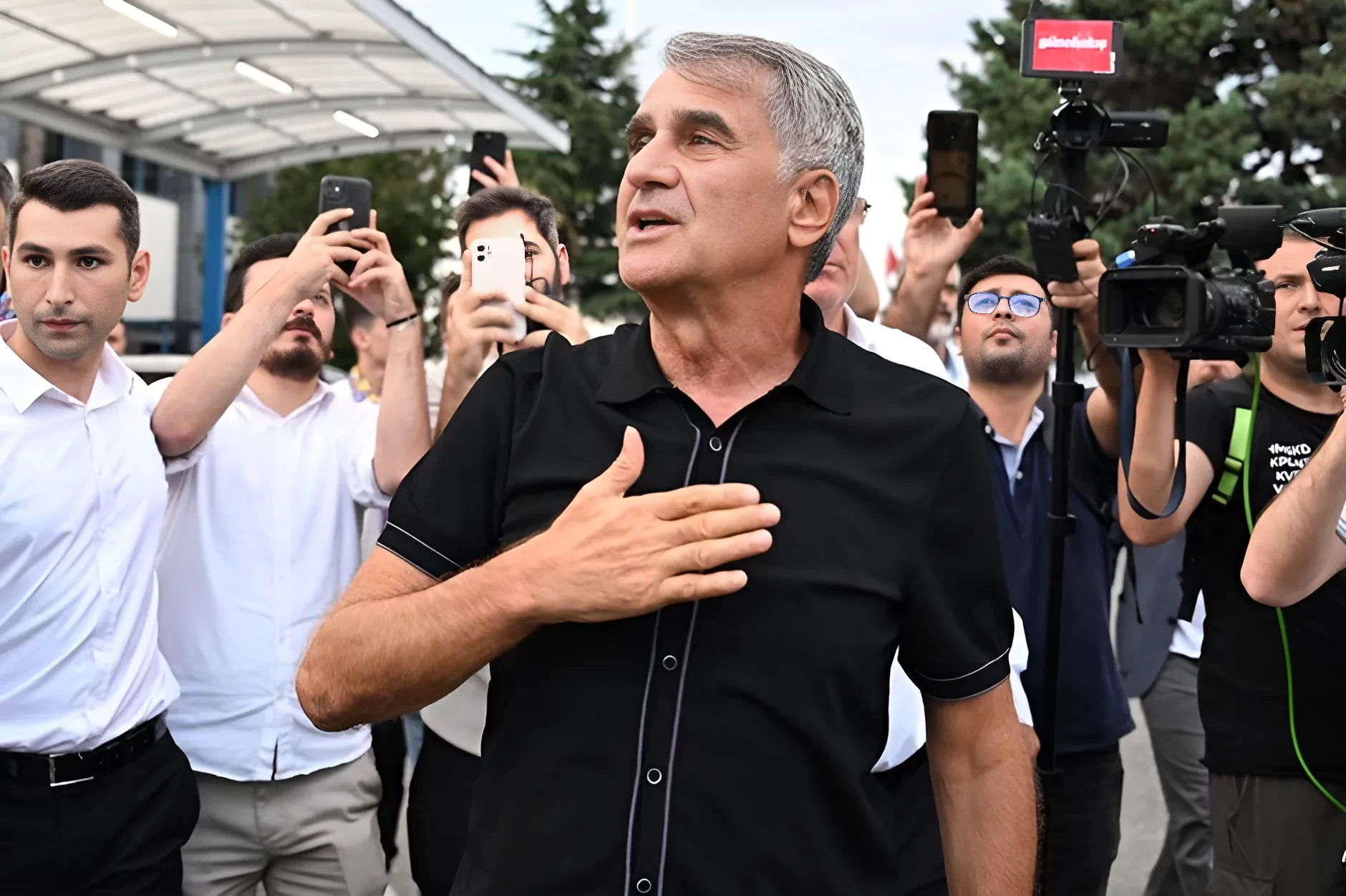 Şenol Güneş Trabzonspor’a İmza İçin Şehre Geldi: "Yeni Bir Dönem Başlıyor"