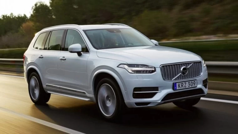 Volvo XC90'nın Türkiye fiyatı belli mi? Hibrit menzili ne kadar? Volvo XC90’nın motor seçenekleri 